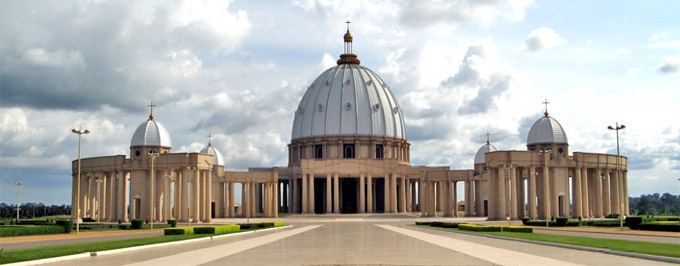 Basílica de Nuestra Señora de la Paz