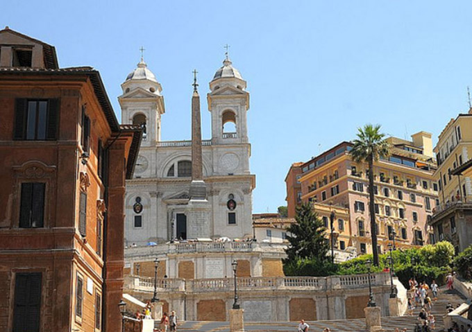 Piazza di Spagna (Place d'Espagne)