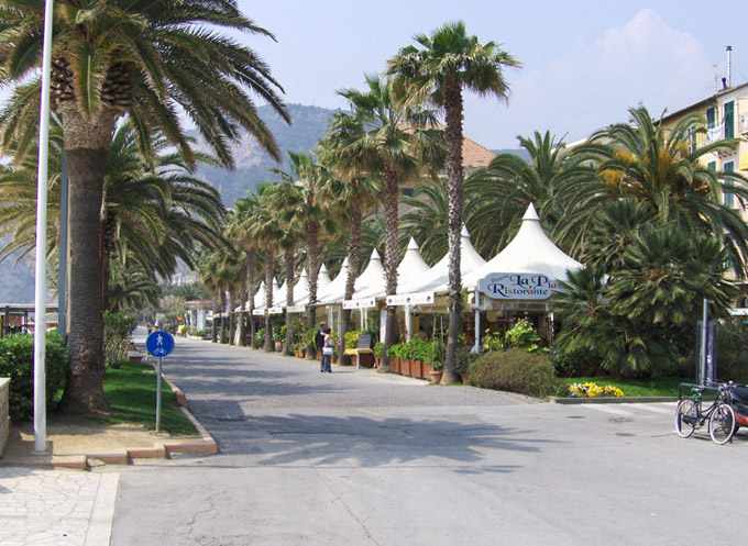 La Promenade du Front de Mer