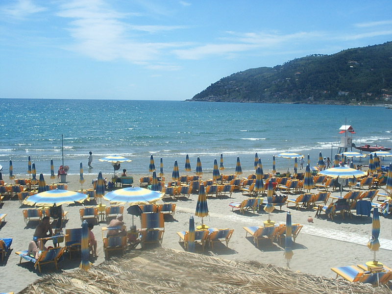 Andora Plage  Ligurie  Italie  plage san remo Andora plages