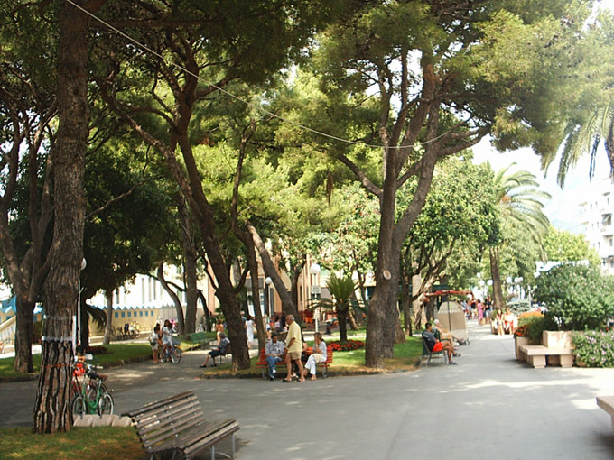 La Promenade du Front de Mer