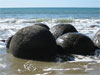 Oamaru - Moeraki boulders