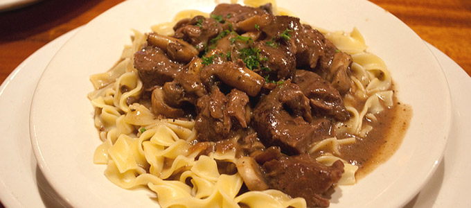 Manzo alla Stroganoff